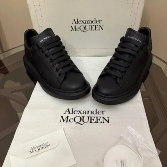Men's - Alexander McQueen - Sneakers - Picture 1 of 4